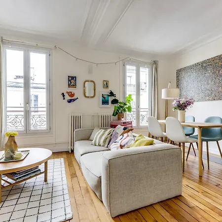 De Charme Quartier Dynamique דירה